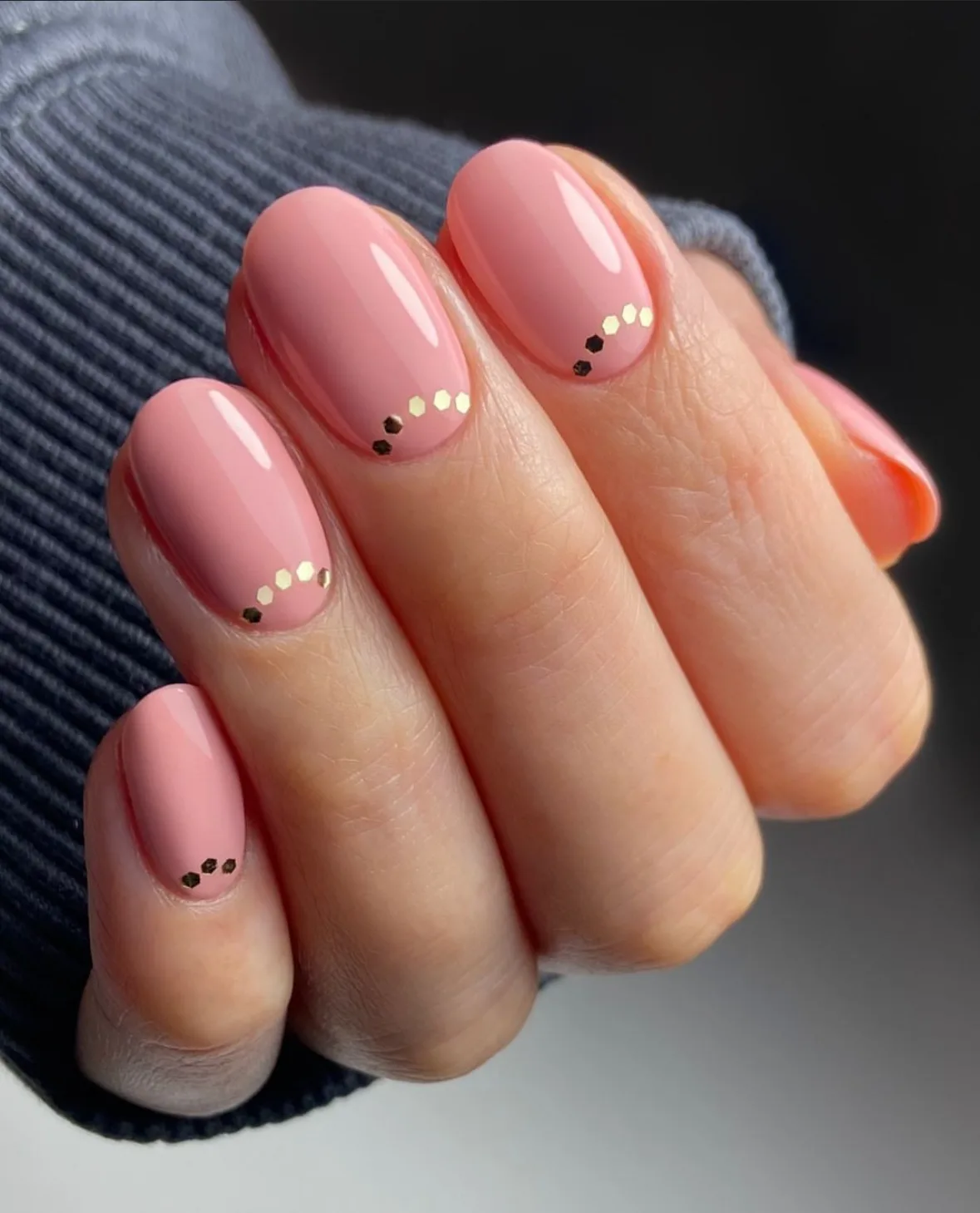 Aishwarya Ladies Beauty Parlour in Pune, Keratin Treatment, Meni Pedi, Hair Spa, Nail Art, Makeup, Beauty Parlour Course Pune