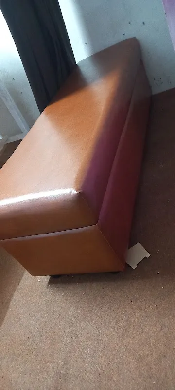Relax massage center