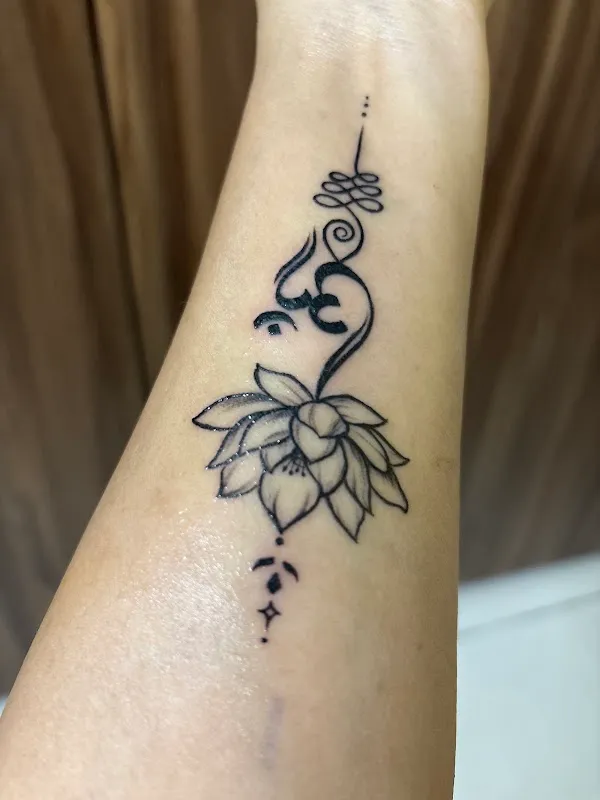 Black Poison Tattoo Studio
