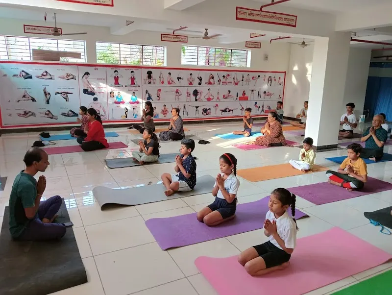 LIFE STYLE YOGA CLASSES