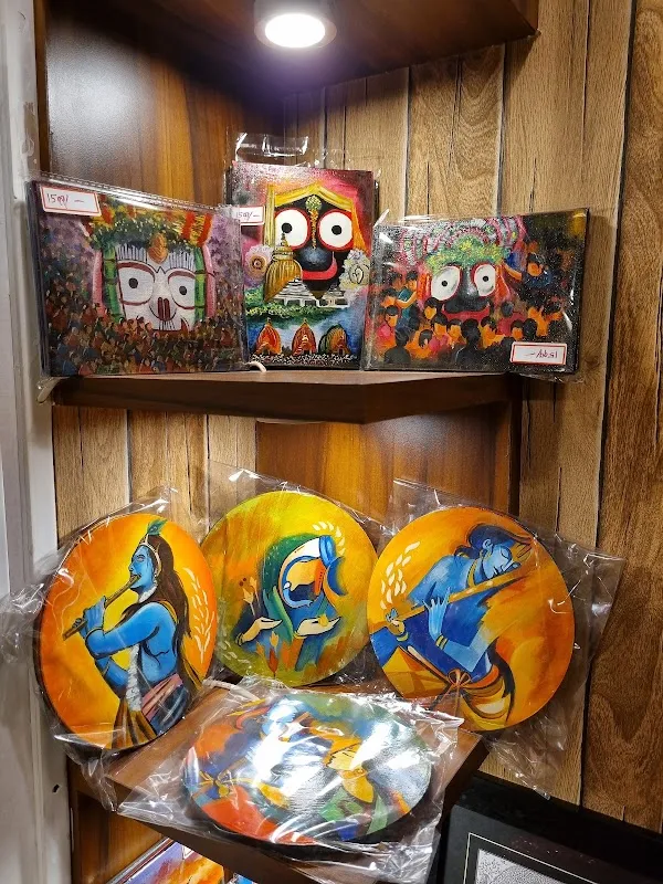 NEELAMADHAV DESIGN STUDIO, Connecting Art & Tradition