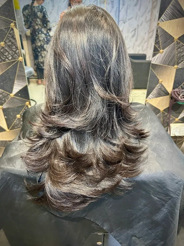 Mr.& mrs. Perfect salon