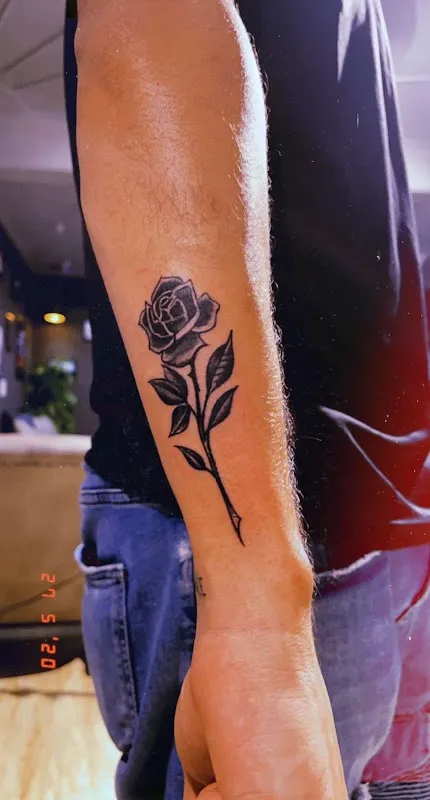 The dark ink tattoo studio