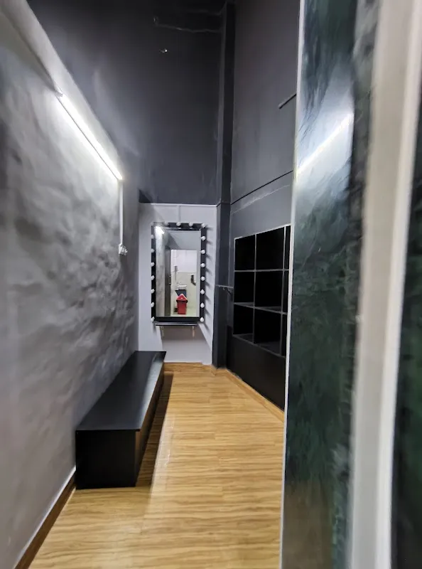 Busy Feet Dance Studio