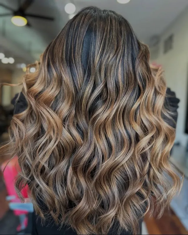 Modern Wave Salon
