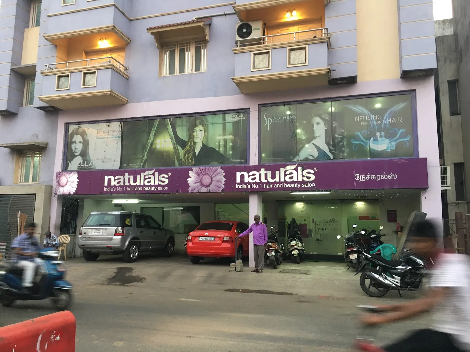 Naturals salon and spa Vepery