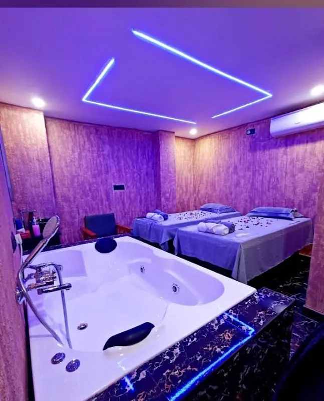 Radiant Luxury Spa