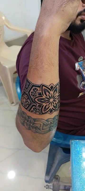Club animal tattoo studio