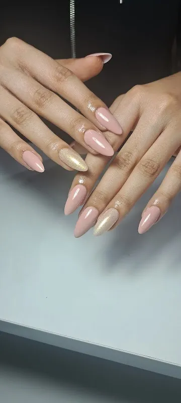 Awesome Nails Studio and Tattoos