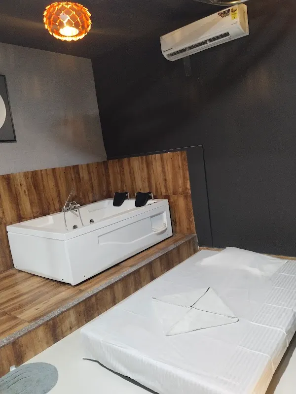 Spa World Pimpri-Chinchwad