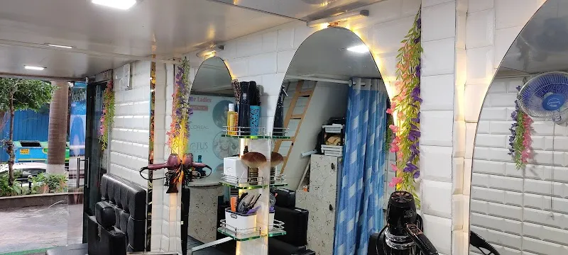 Magic glow salon
