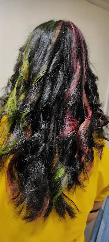 Magic glow salon