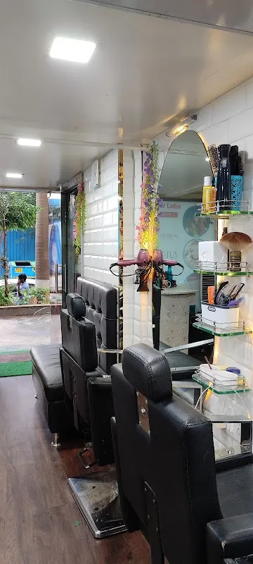 Magic glow salon