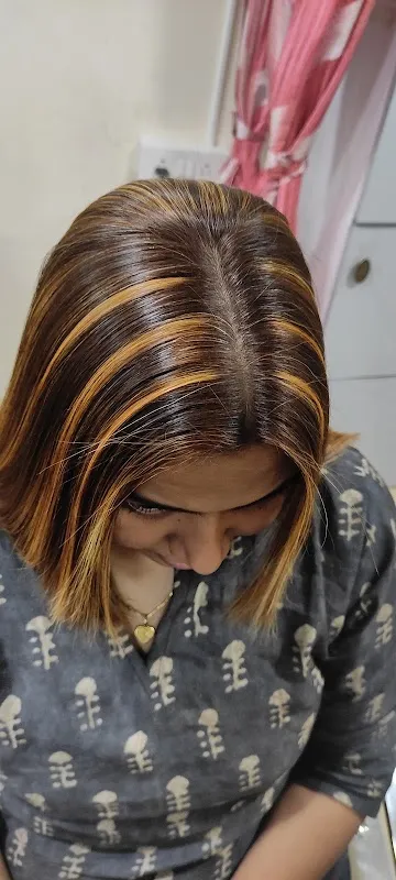 Magic glow salon