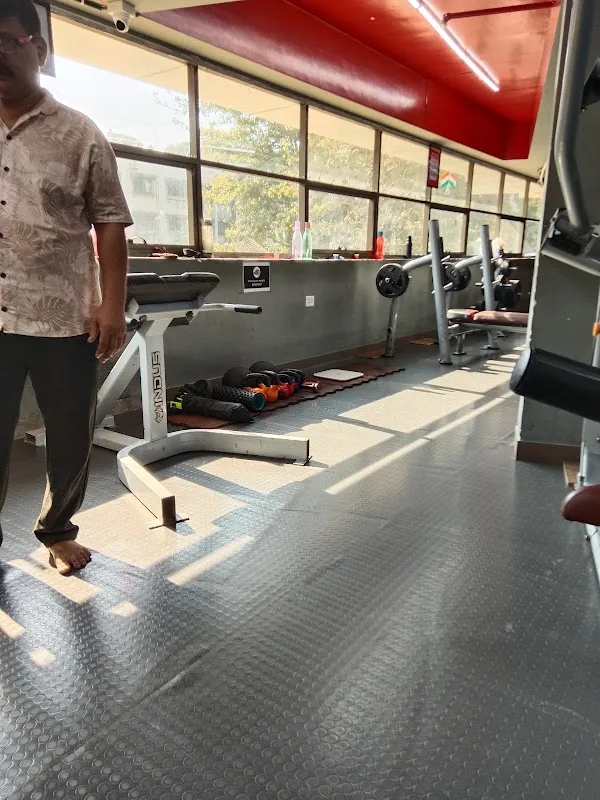 AV'S Fitness