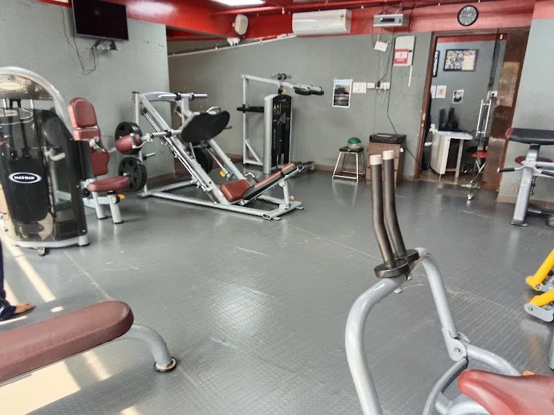 AV'S Fitness
