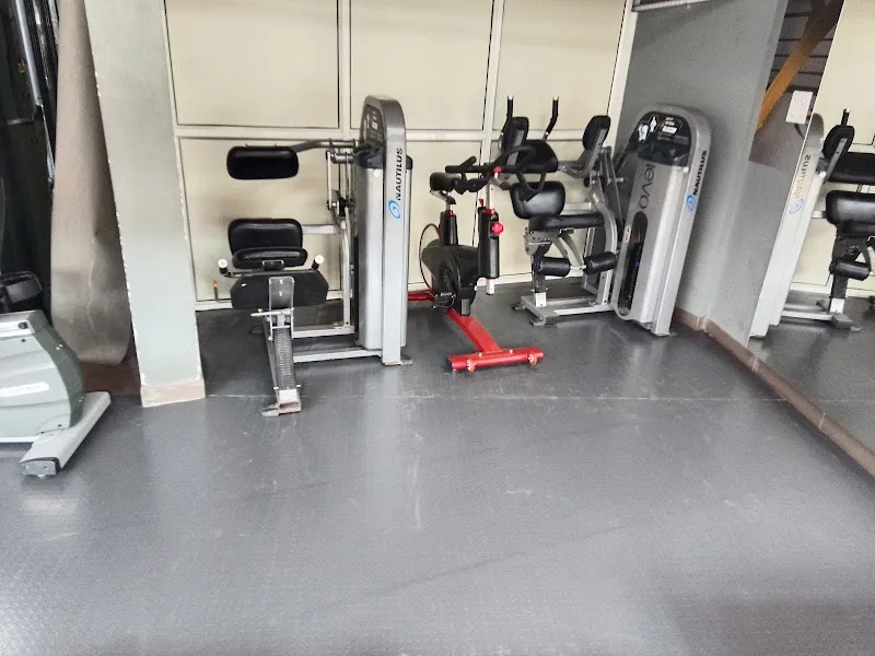 AV'S Fitness