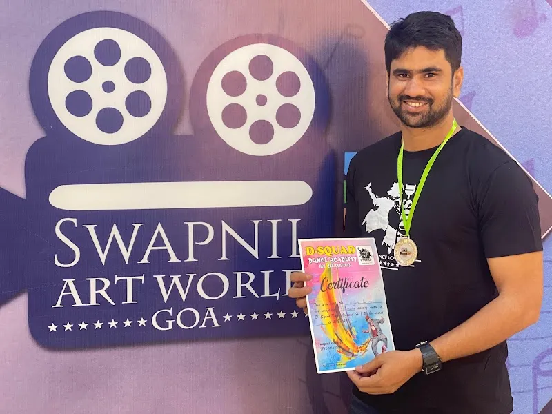 Swapnil Art World - Studio