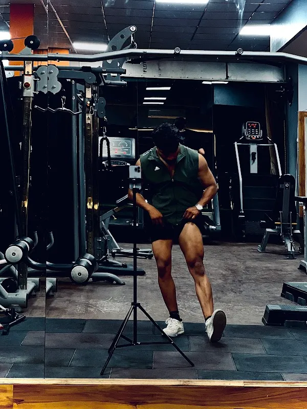 Fit For Me Gym / Fitness