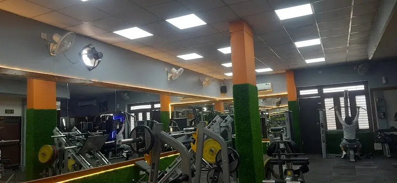 Fit For Me Gym / Fitness