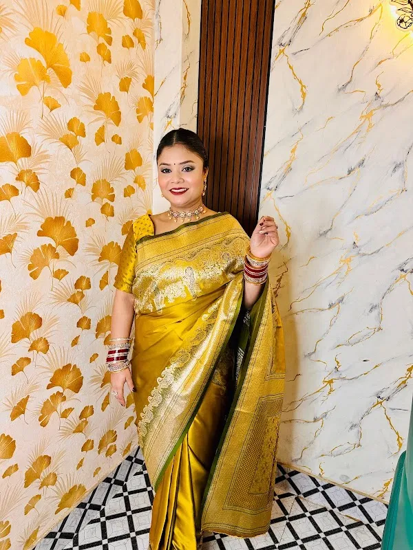 Rachna Makeover Studio & Academy