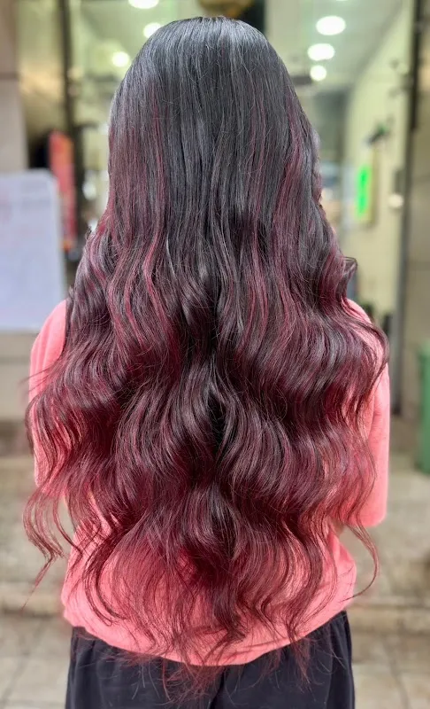 Qualita Salon Unisex Beauty Salon in Mulund west | Best Hair Colour, Hair Stylist & Nail art Salon Near me Yogi hills