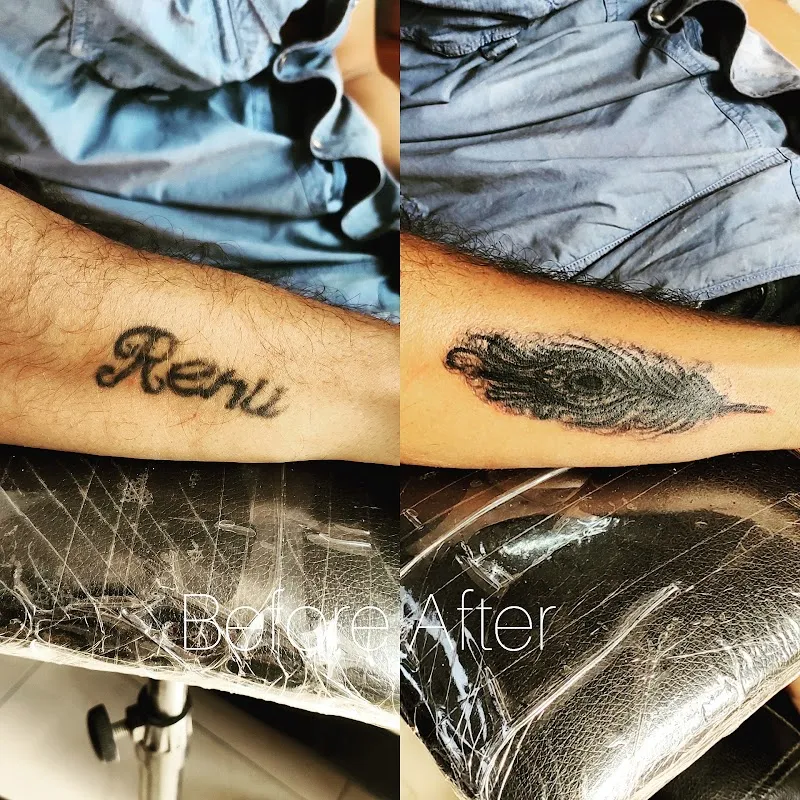 Travellers Ink - Best Tattoo Artists in South Mumbai, Piercing Studio & Laser Services, call to book your appointment now.