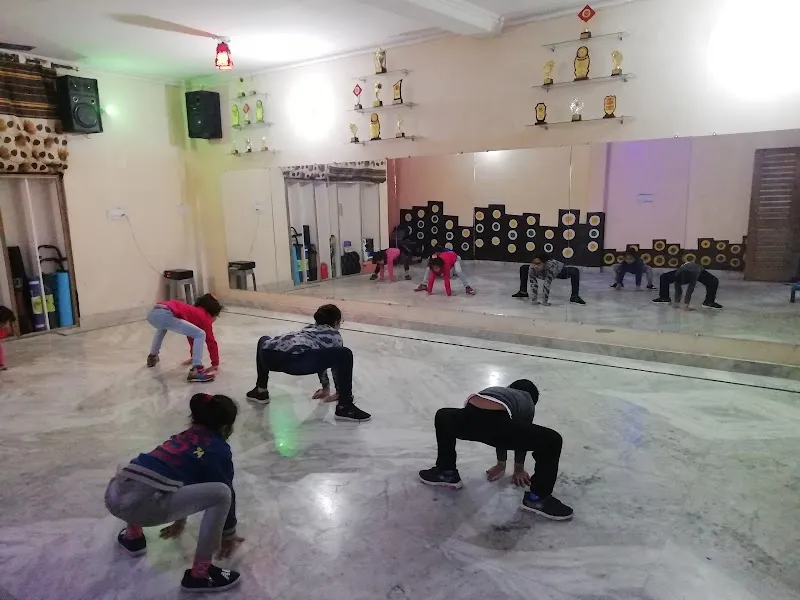 R B Dance Academy