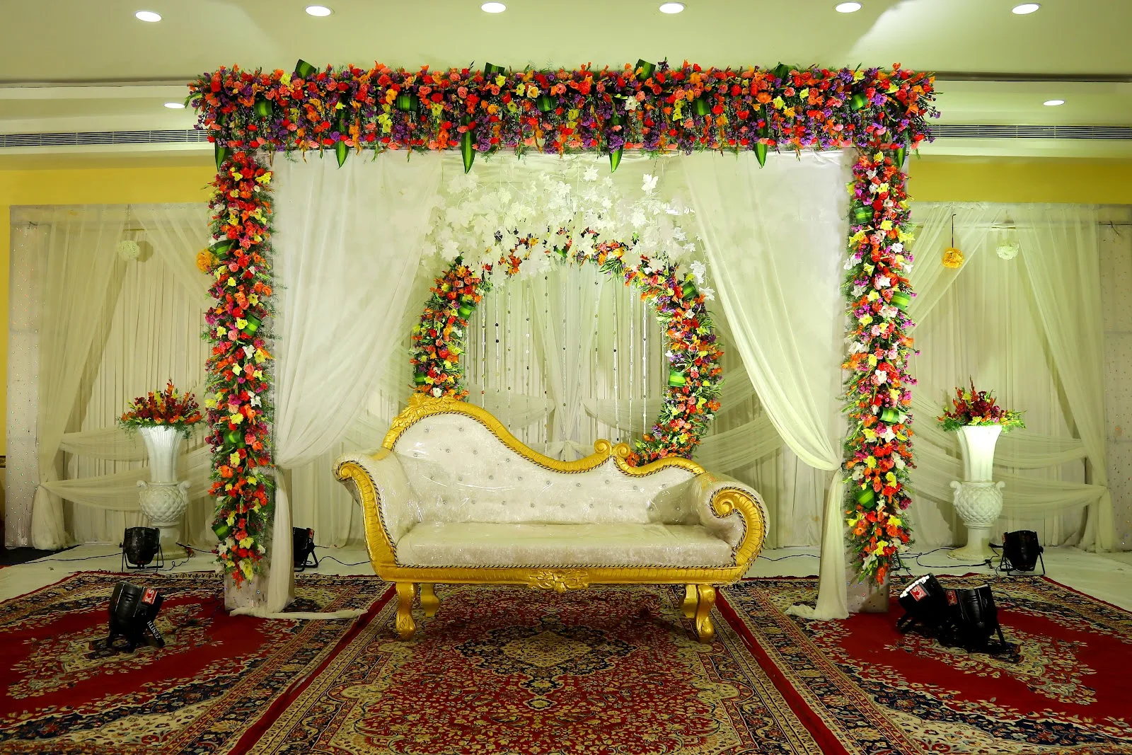 Madhuri Digital Studio