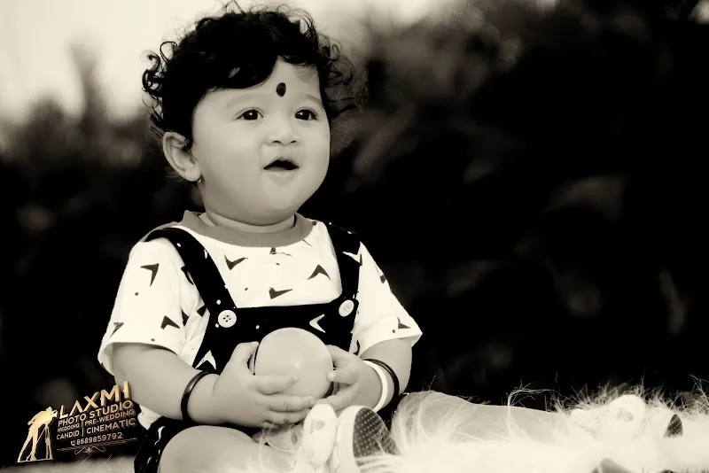 Laxmi Photo Studio