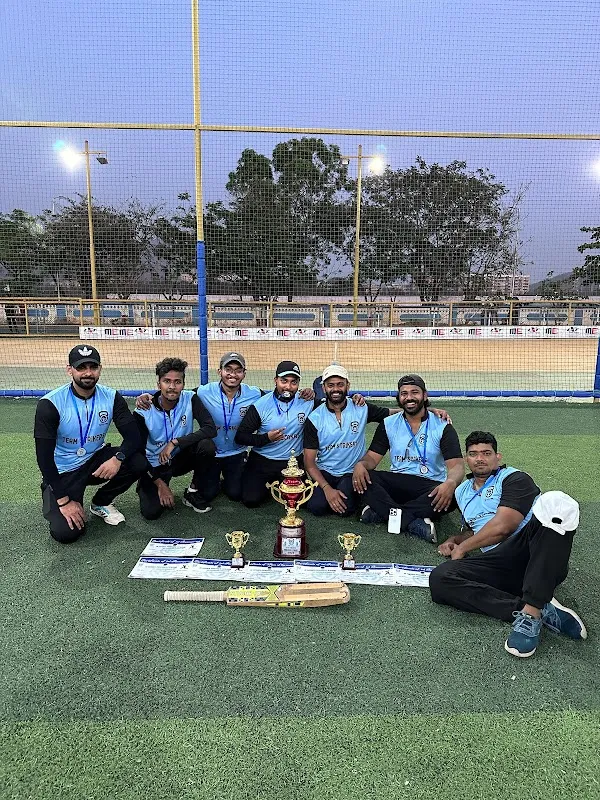 19 Hours Fitness - Biggest gym in virar west