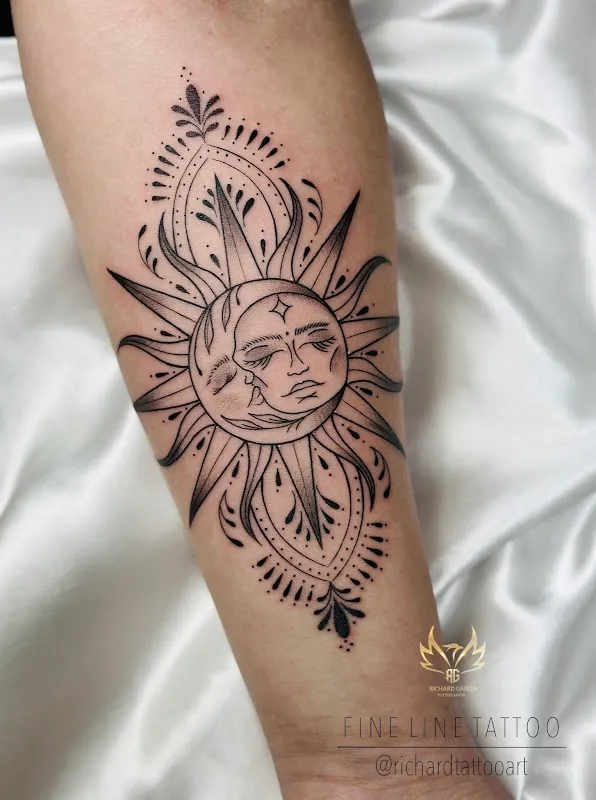 Black Cloud Tattoo & Piercing
