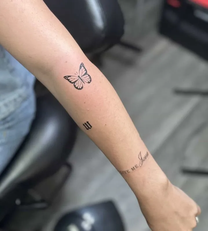 Black Cloud Tattoo & Piercing