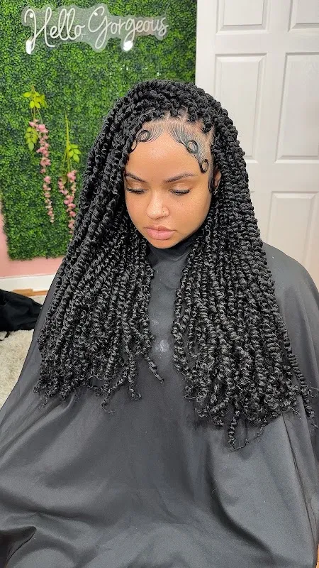 Akaish Styles and Beauty