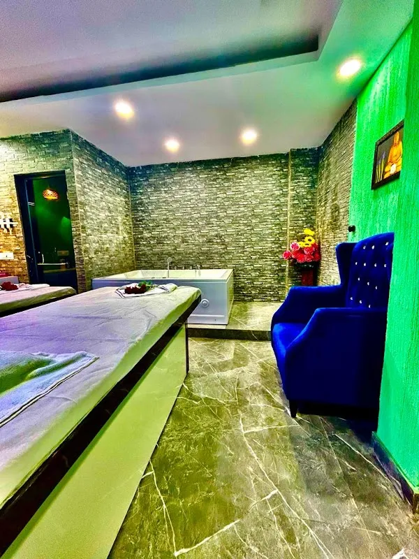 Queiro Unisex Massage Spa Patel Nagar - Luxury Spa In Patel Nagar Delhi