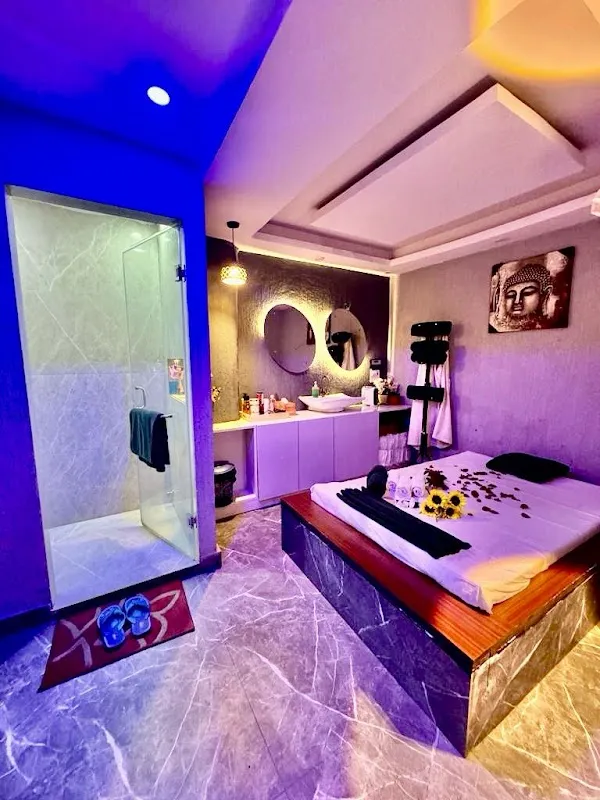 Queiro Unisex Massage Spa Patel Nagar - Luxury Spa In Patel Nagar Delhi
