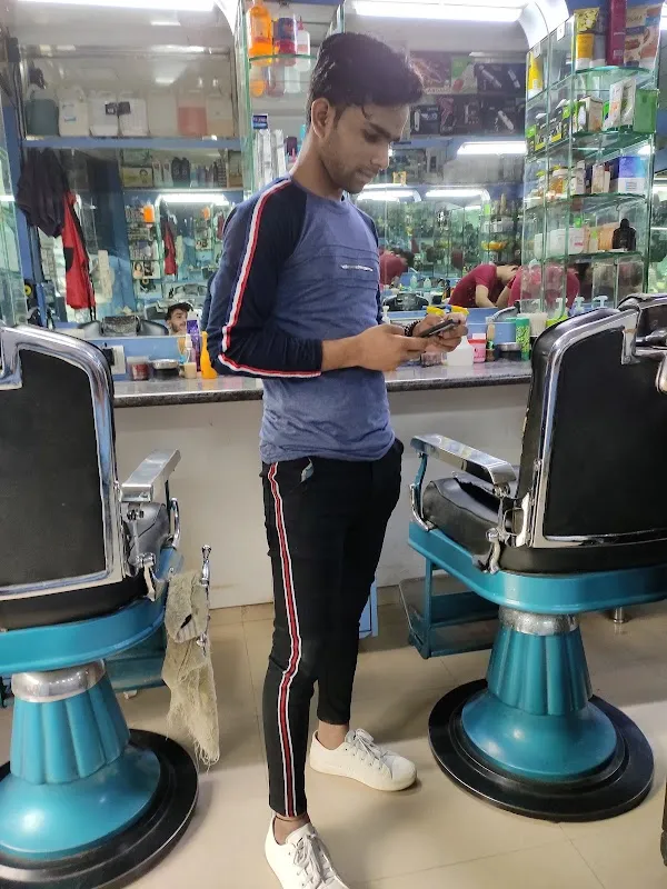 Altaf hair salon | Men's Salon In Powai