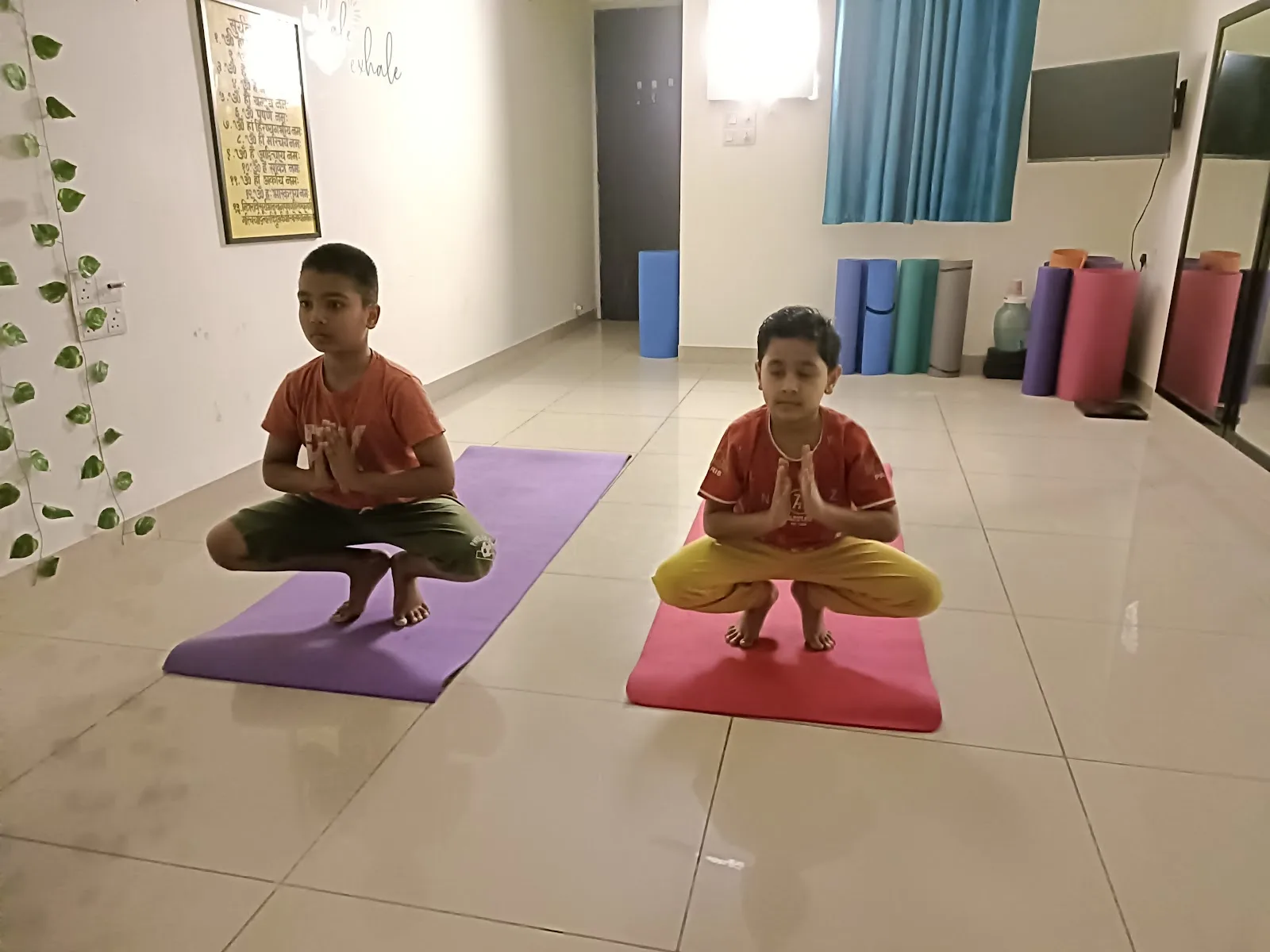 DEEP YOGA CENTER
