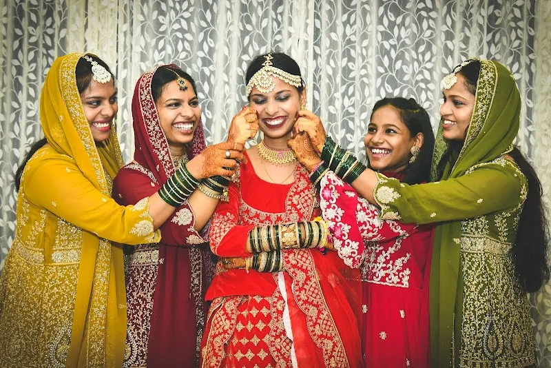 PAVAN PHOTO STUDIO & VIDEO POINT