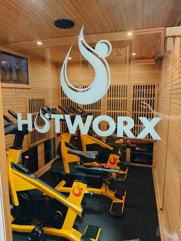 HOTWORX - Orlando, FL - University Blvd