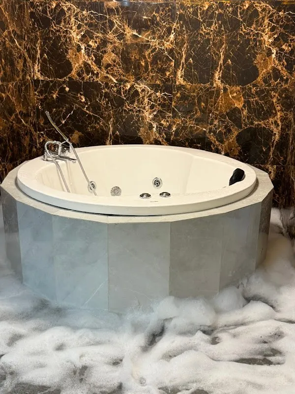 Royal Empire Thai Spa