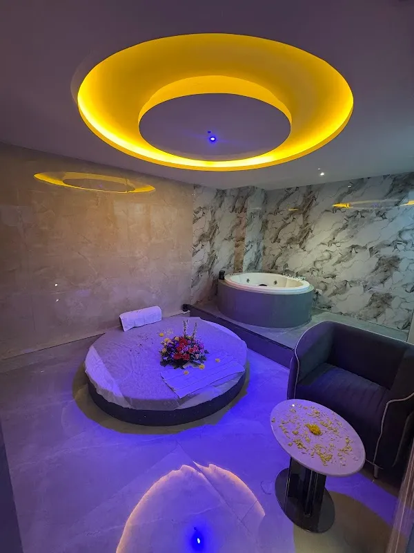 Royal Empire Thai Spa