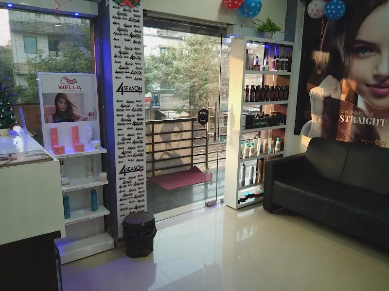 4season unisex salon- Best makeup salon, Best Straightening Salon, Best Keratin Salon in Bhubaneswar.