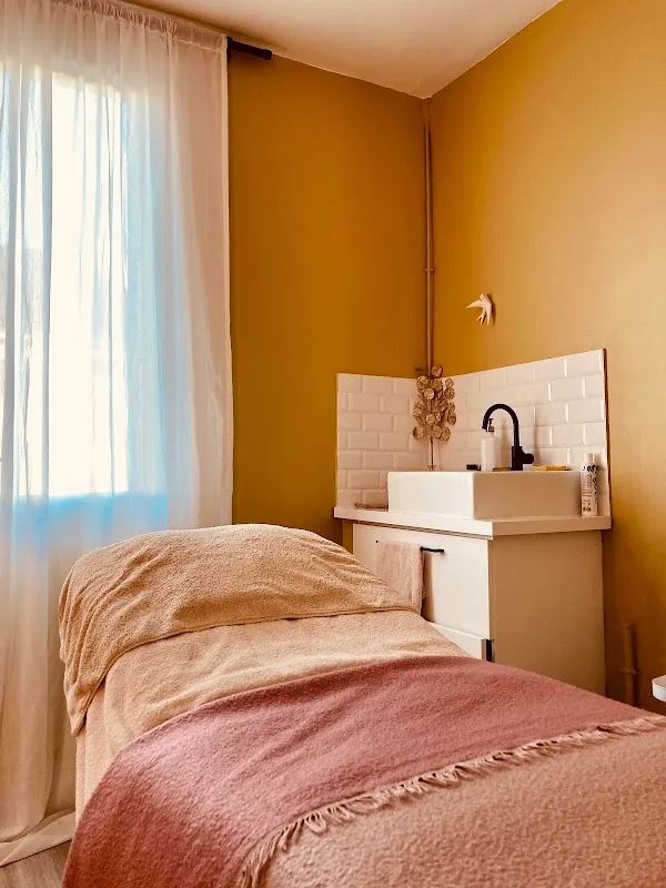 Cosm and Care - Institut de beauté bio
