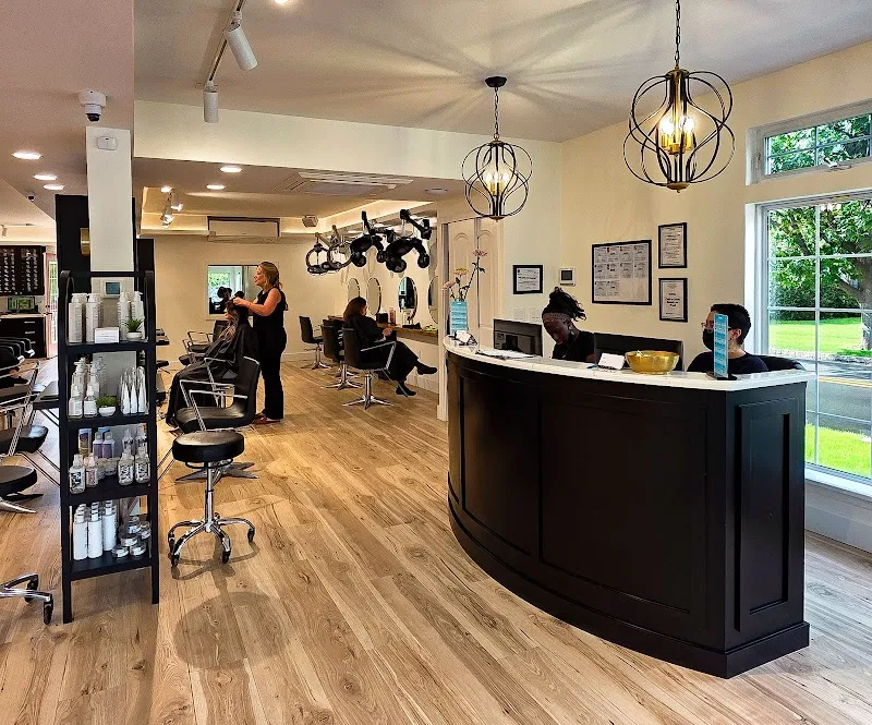 Laboratory Hair Studio