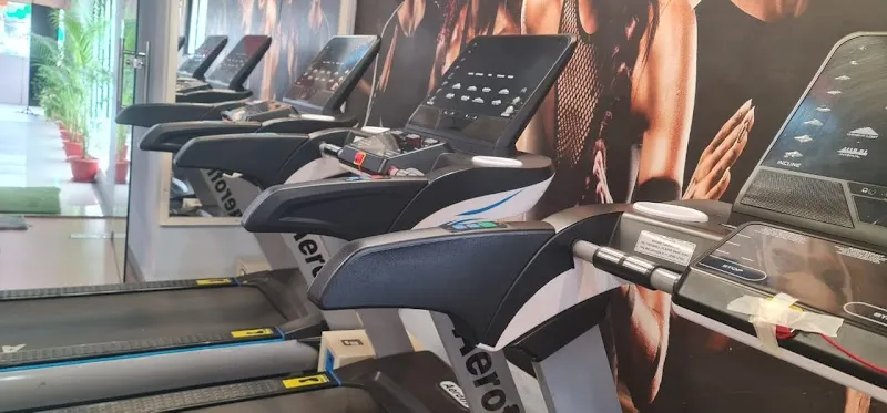 N FIT LADIES STUDIO