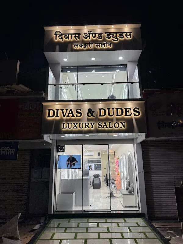 Divas & Dudes Luxury Salon