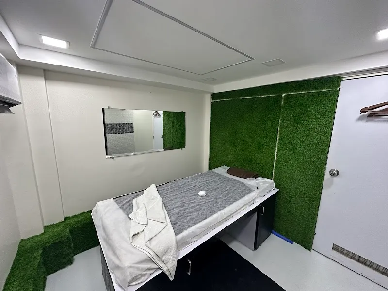 Richy Salon and Spa - Best Spa In Mumbai Central