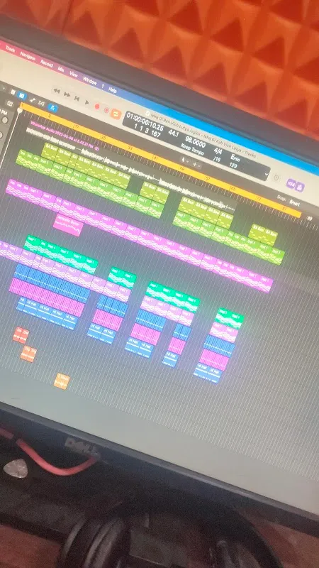 ITSDJKing Productions Music Recording Studio