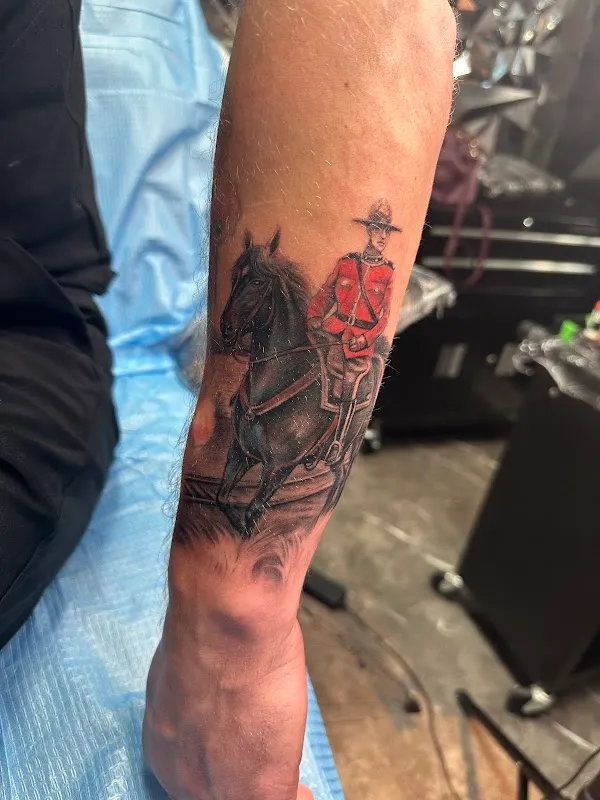 MY Ink Tattoo Piercing & Nail Studio